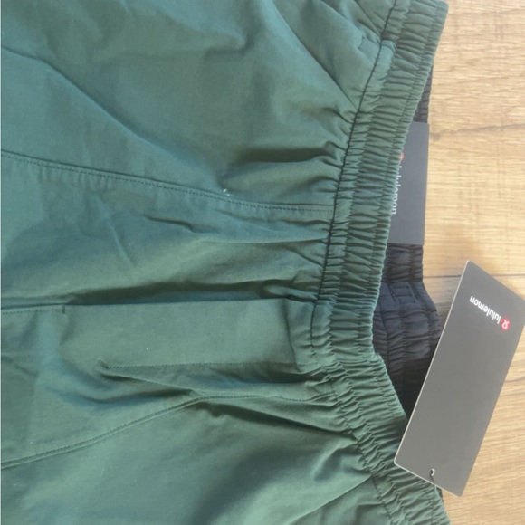 NWT Lululemon Men’s Shorts- 8” , Size Medium - Picture 6 of 7